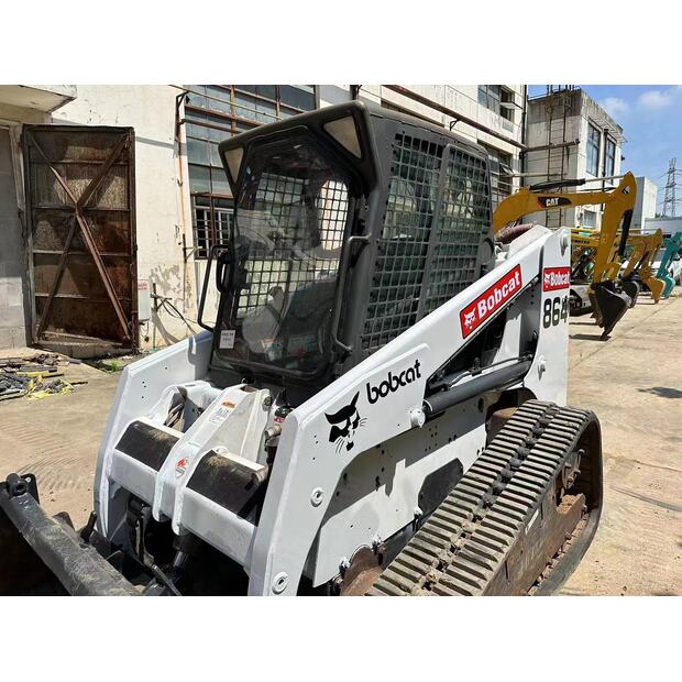 2022 BOBCAT T864-43163476