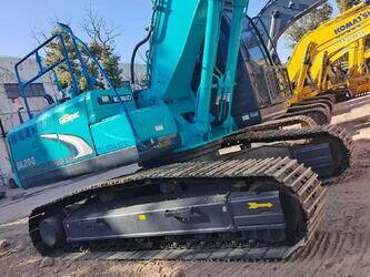 صورة ل حفارات 2022 كوبيلكو SK200 للبيع في الصّين