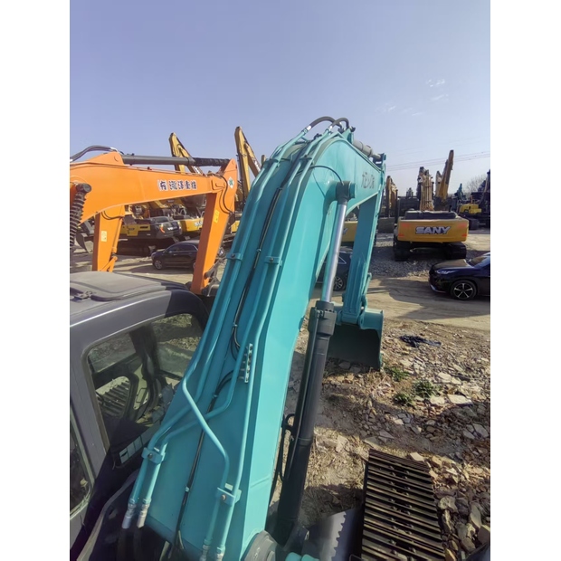 2023 كوبيلكو SK210-8-43163566