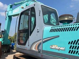 صورة ل حفارات 2021 كوبيلكو SK350-8 للبيع في الصّين