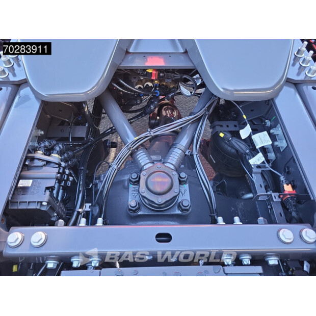 2025 فولفو FH500-43164825