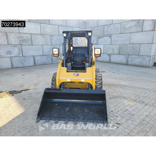 2024 Caterpillar 216B3-43165127