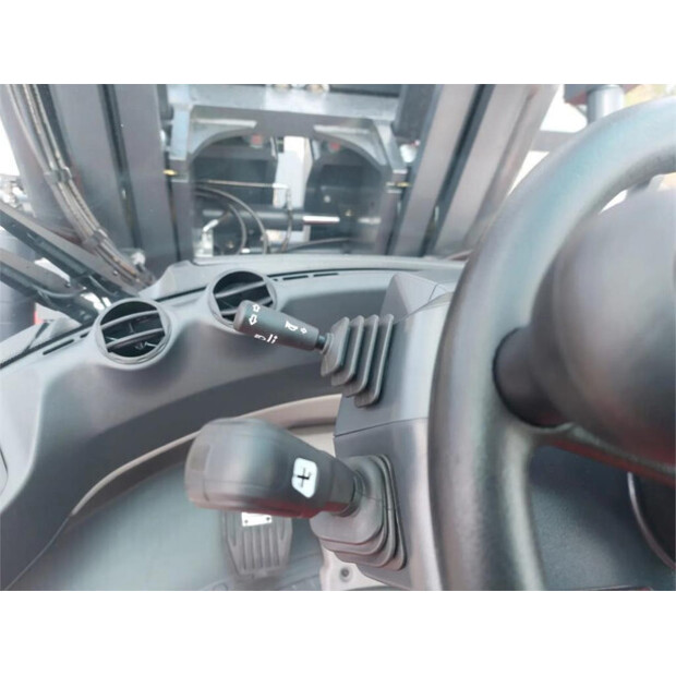 2025 KALMAR DCG330-12-43165376