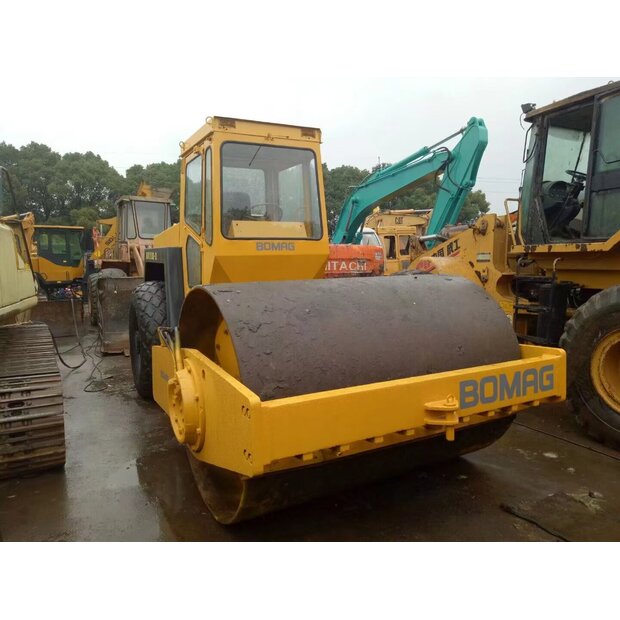 2017 BOMAG BW213D-43166855