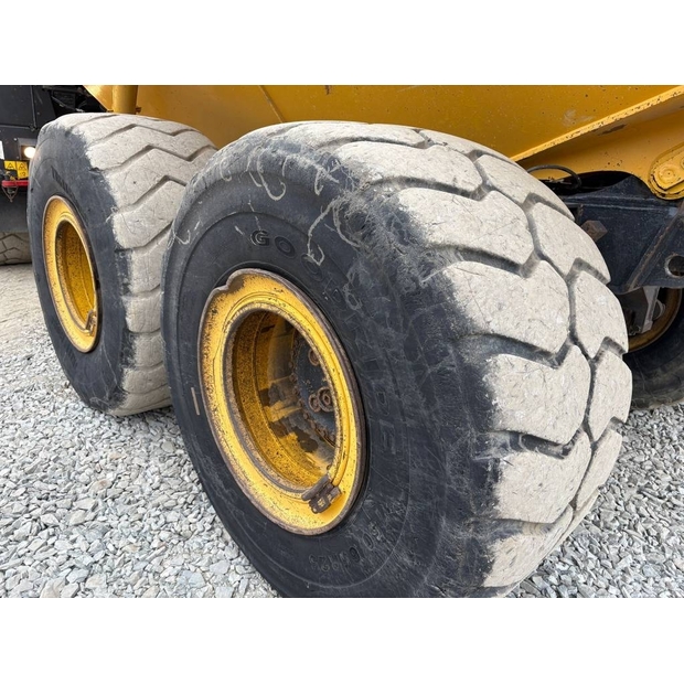 2016 Komatsu HM300-3-43172839