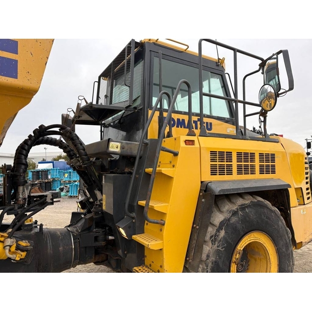 2016 Komatsu HM300-3-43172857