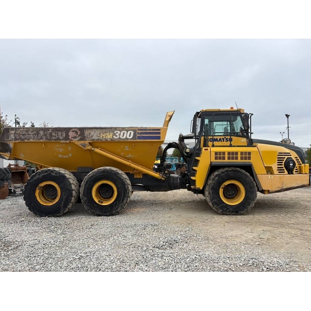 2016 Komatsu HM300-3-43172859