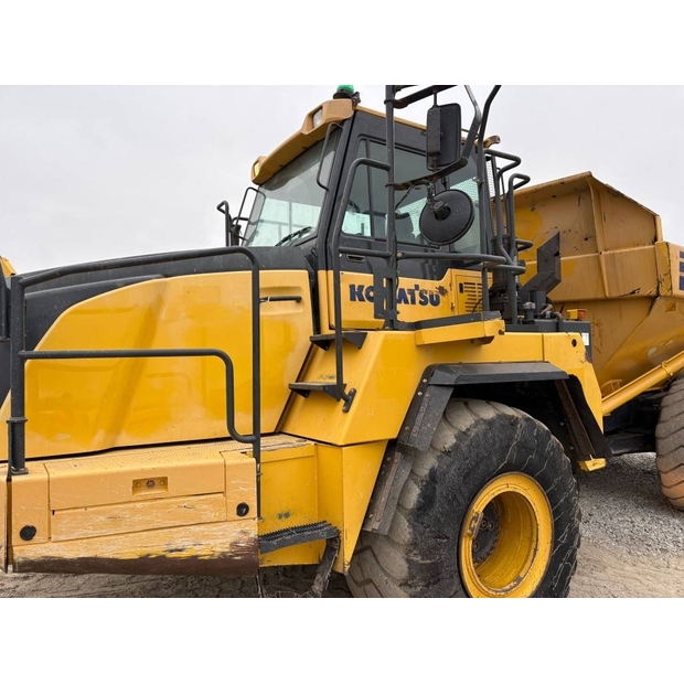 2016 Komatsu HM300-3-43172863