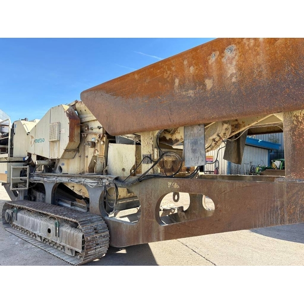 2003 ميتسو LT105-43172930