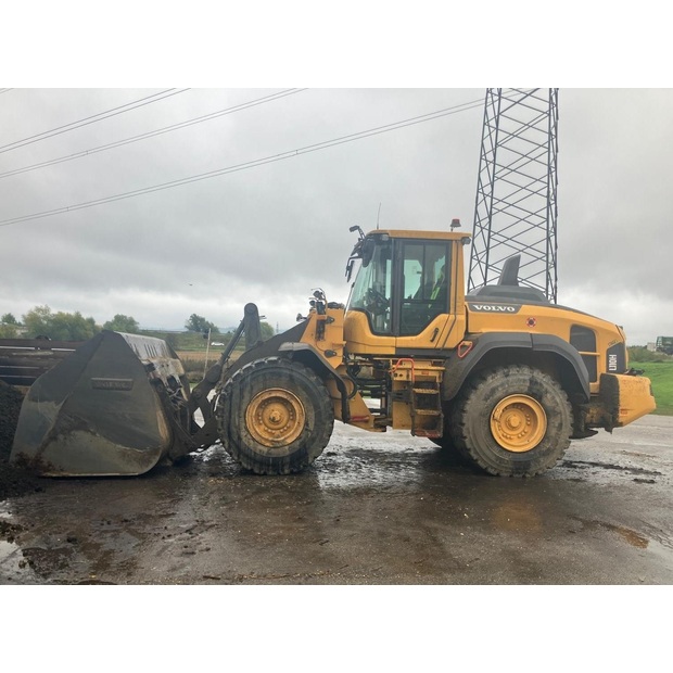 2021 فولفو L110H-43174885