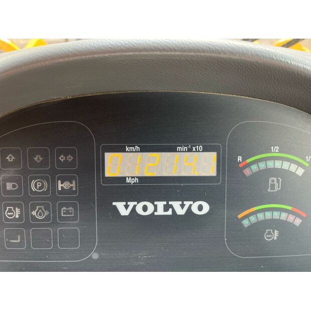 1999 فولفو L30Z-43174913