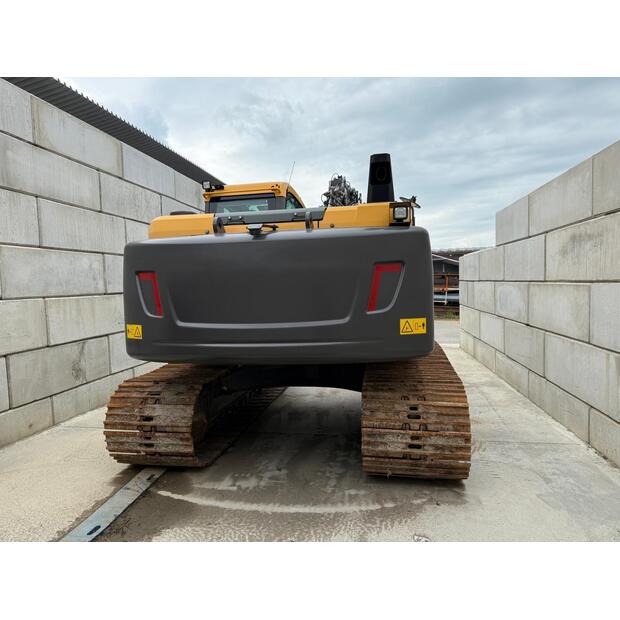 2021 فولفو EC220EL-43175029