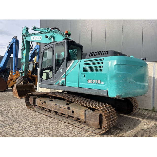 2017 KOBELCO SK210LC-10-43175118