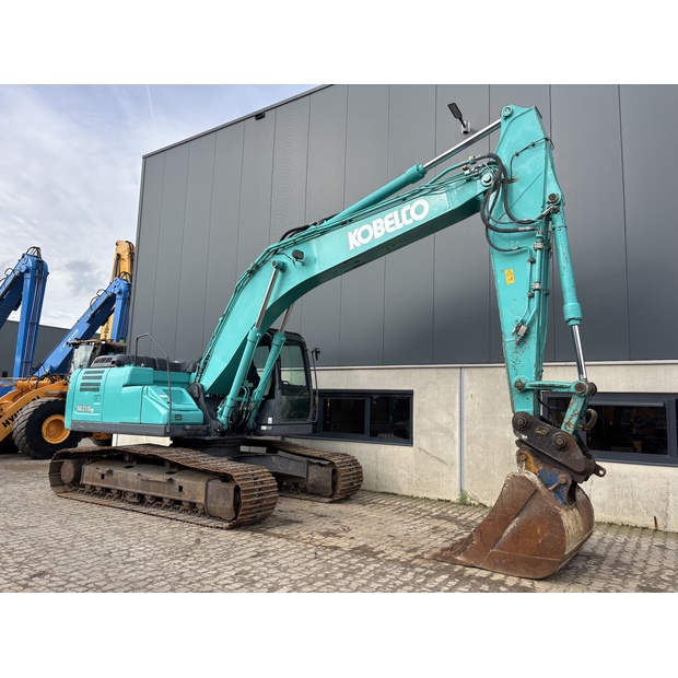 2017 KOBELCO SK210LC-10-43175123