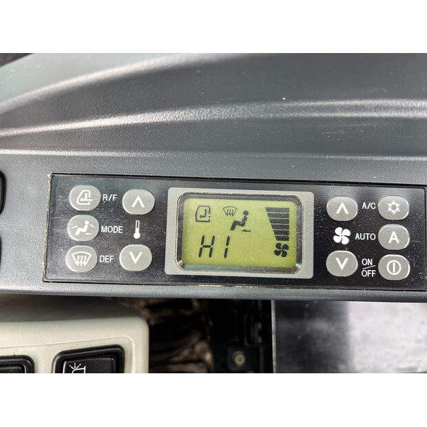 2017 KOBELCO SK210LC-10-43175133