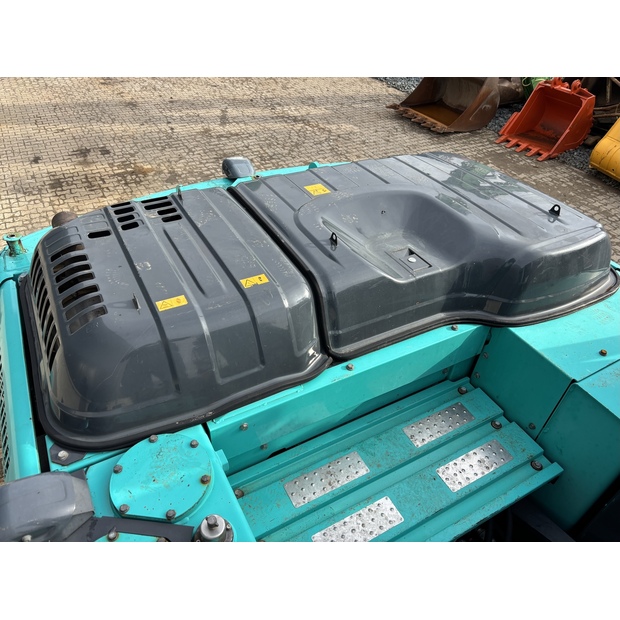 2017 KOBELCO SK210LC-10-43175145