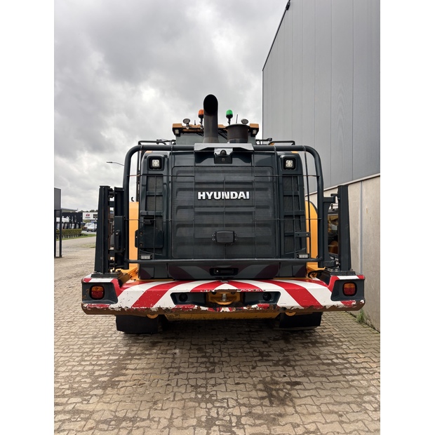 2019 هيونداي HL970-43175256