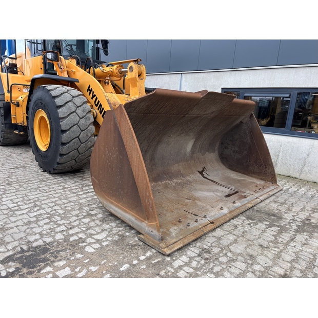 2019 هيونداي HL970-43175269