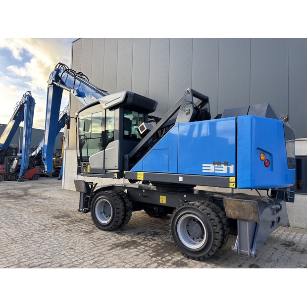 2020 FUCHS MHL331F-43175410