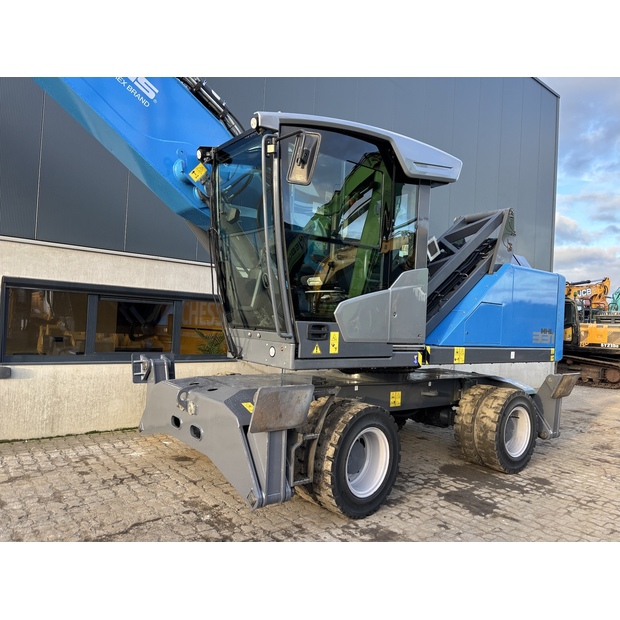 2020 FUCHS MHL331F-43175418