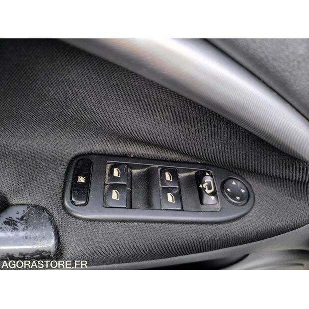 2006 Citroen C5-43182600