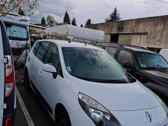 Image de VOITURES 2010 Renault Megane