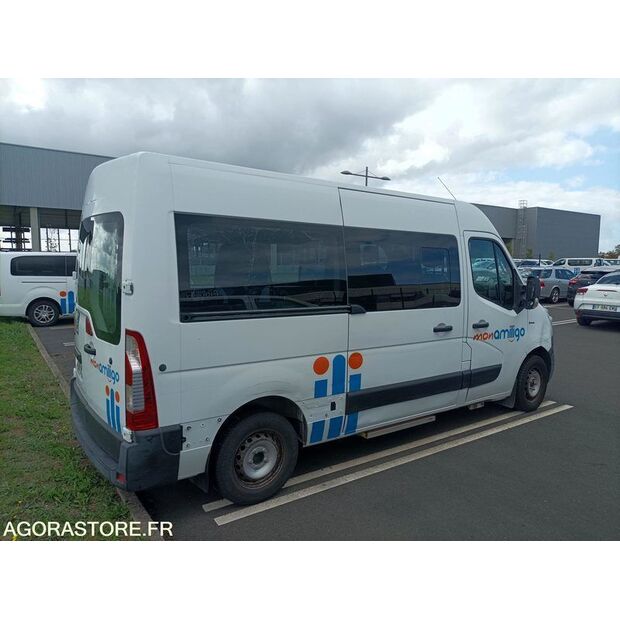 2016 رينو Master-43182966