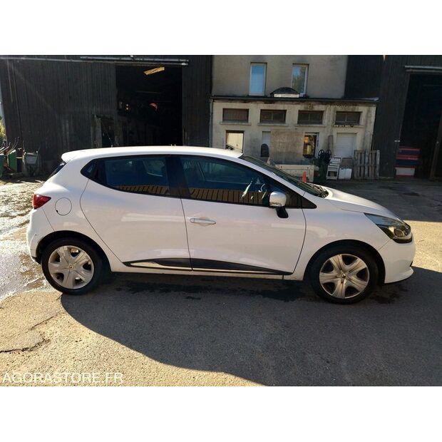 2013 Renault Clio-43183095
