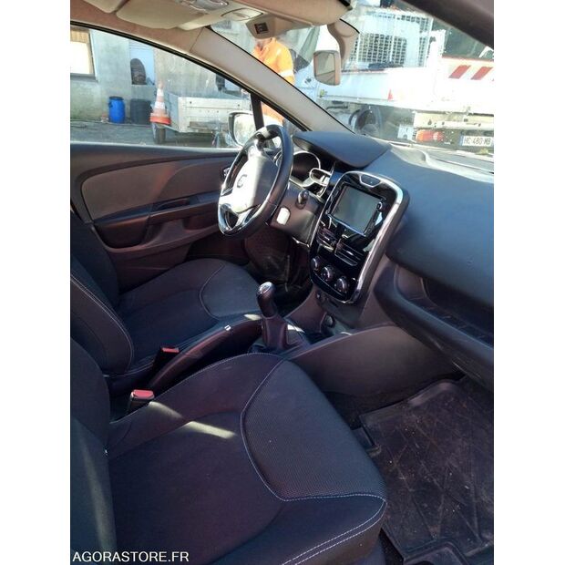 2013 Renault Clio-43183098