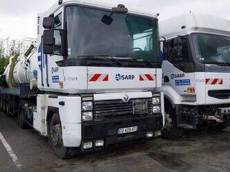 Image for TRACTORS 1998 Renault AE390