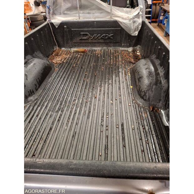 2011 Isuzu D-MAX-43183194