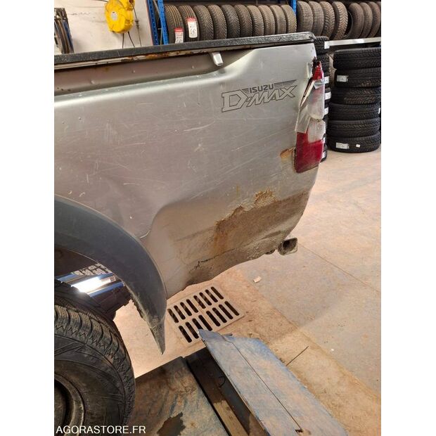 2011 Isuzu D-MAX-43183201