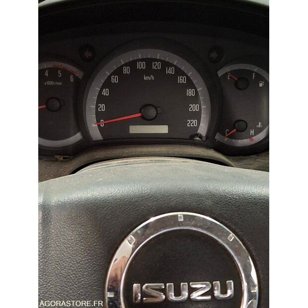 2011 Isuzu D-MAX-43183212