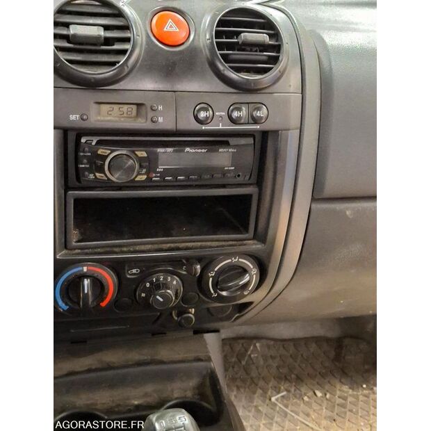 2011 Isuzu D-MAX-43183214