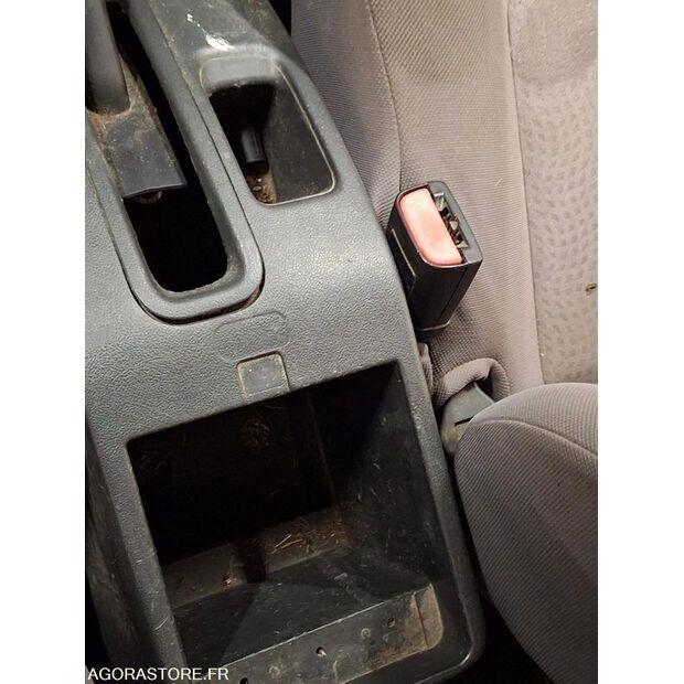 2011 Isuzu D-MAX-43183215