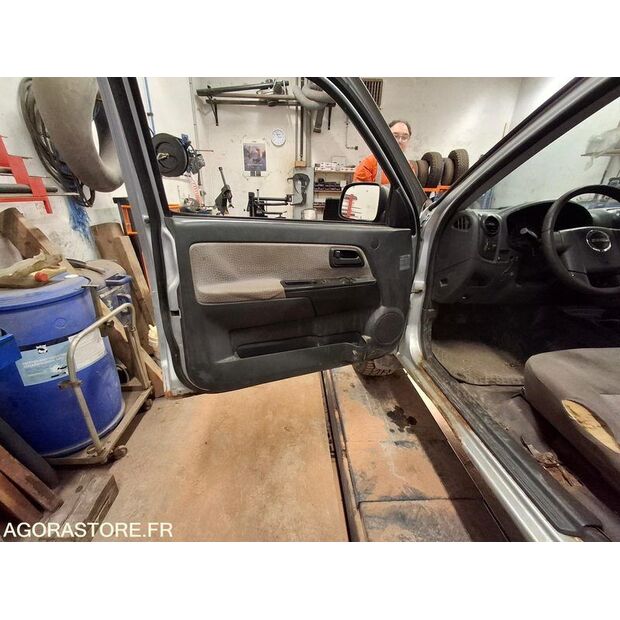 2011 Isuzu D-MAX-43183216