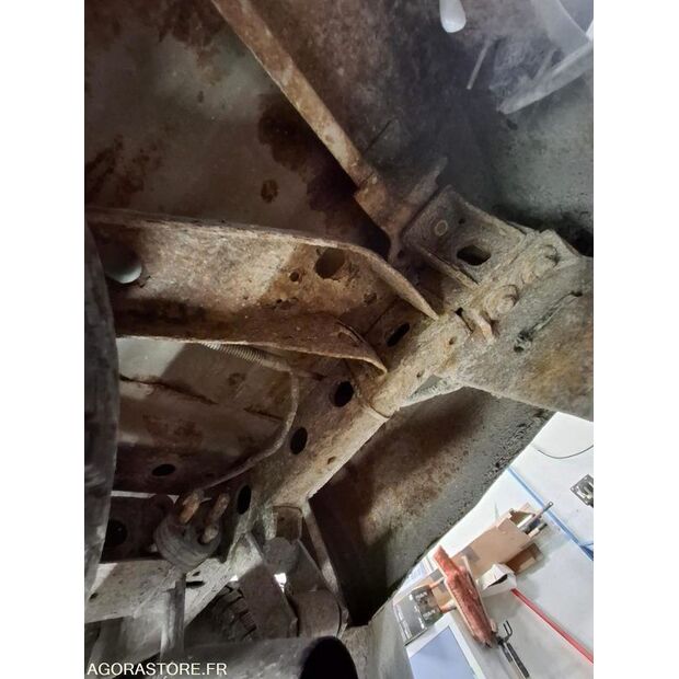 2011 Isuzu D-MAX-43183242