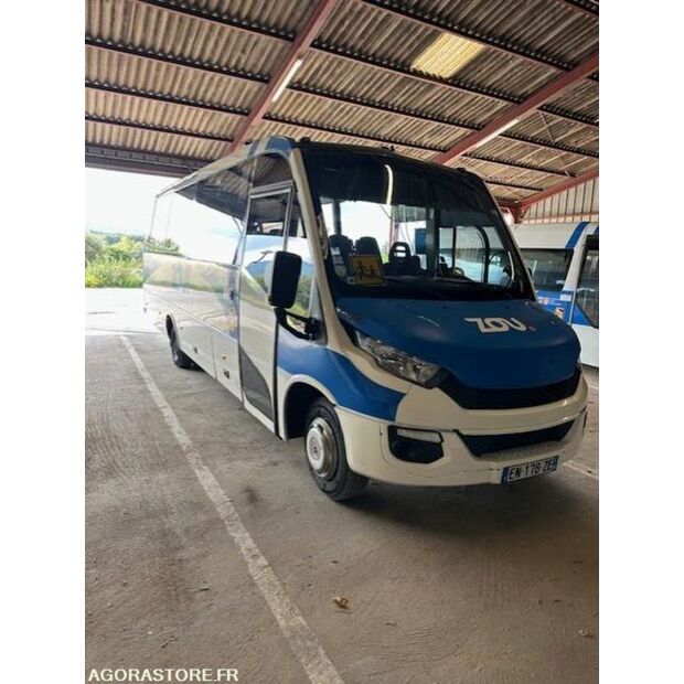 2017 Iveco 70C17-43183319