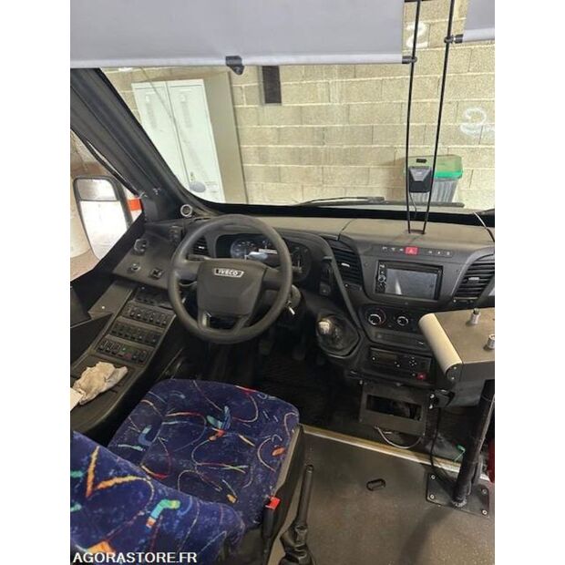 2017 Iveco 70C17-43183391