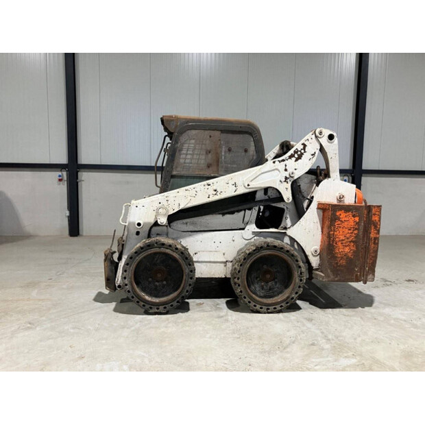 BOBCAT S590-43183980