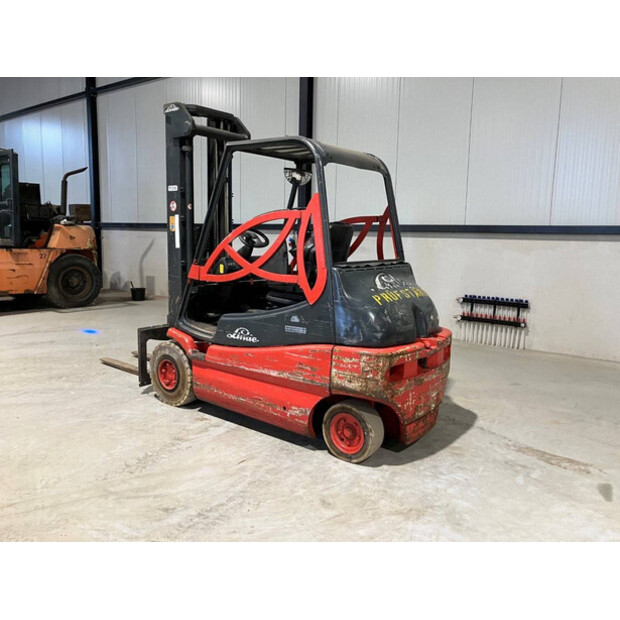 2005 Linde E30-02-43184024