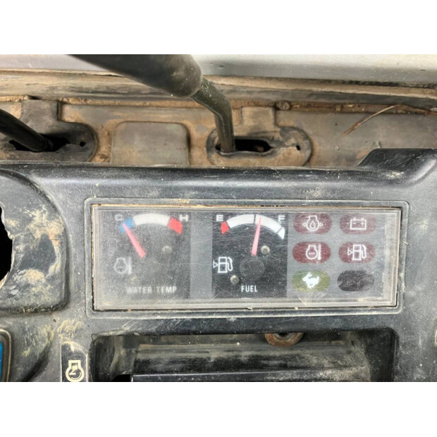 2008 New Holland E50.2C-43184165