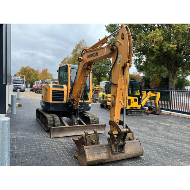 2015 Hyundai Robex 60CR-9A-43184171