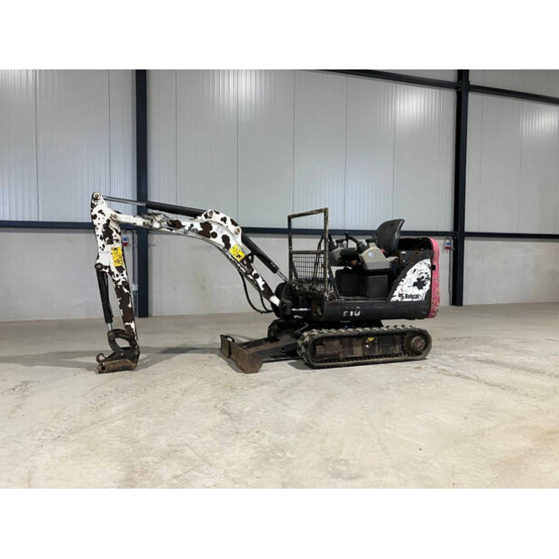 2013 بوبكات E16-43184181