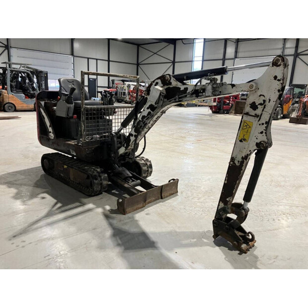 2013 بوبكات E16-43184187