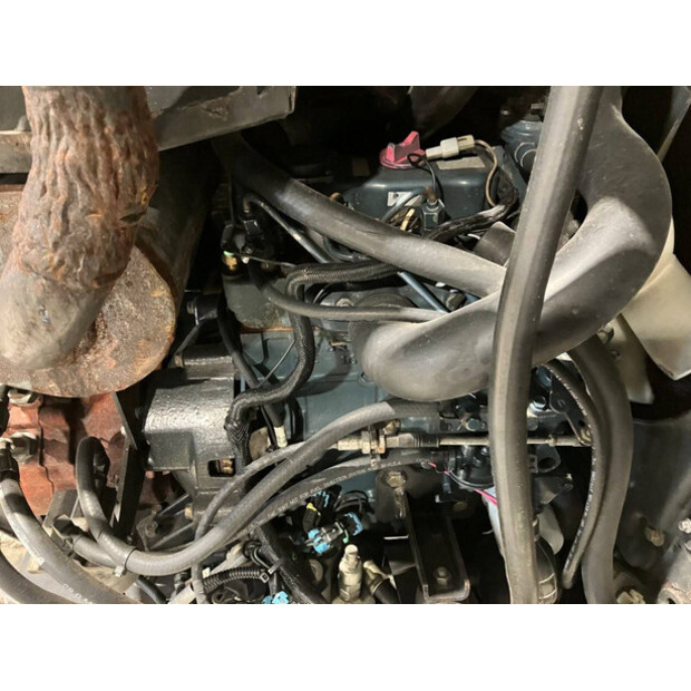 2013 بوبكات E16-43184192