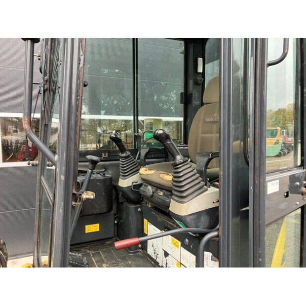 2015 Komatsu PC26MR-3-43184204