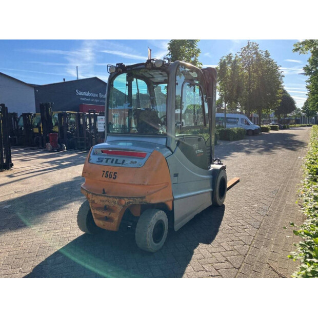 2018 Still RX60-40-43184255