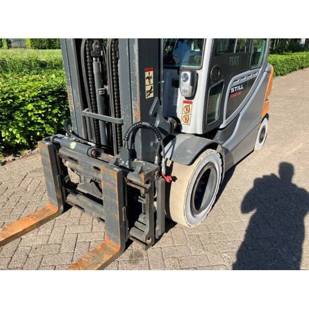 2018 Still RX60-40-43184258