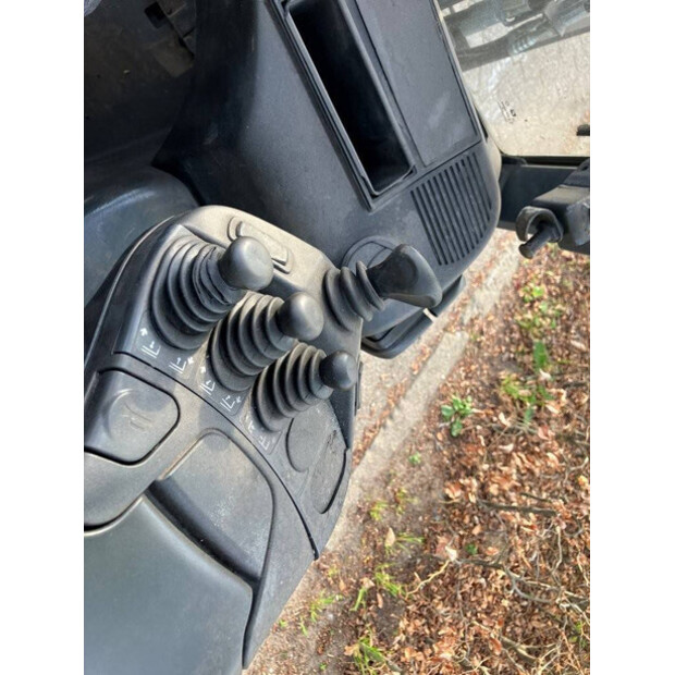 2016 ليندي E20L-02-43184280